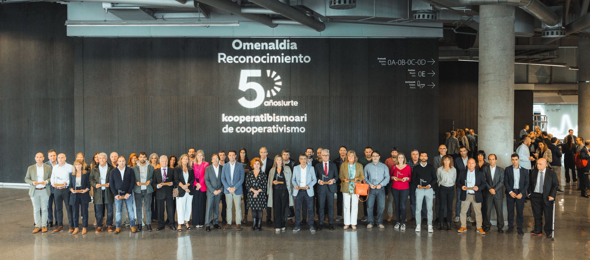 Kooperatiben Kontseilua homenaje a cooperativas de más de 50 años